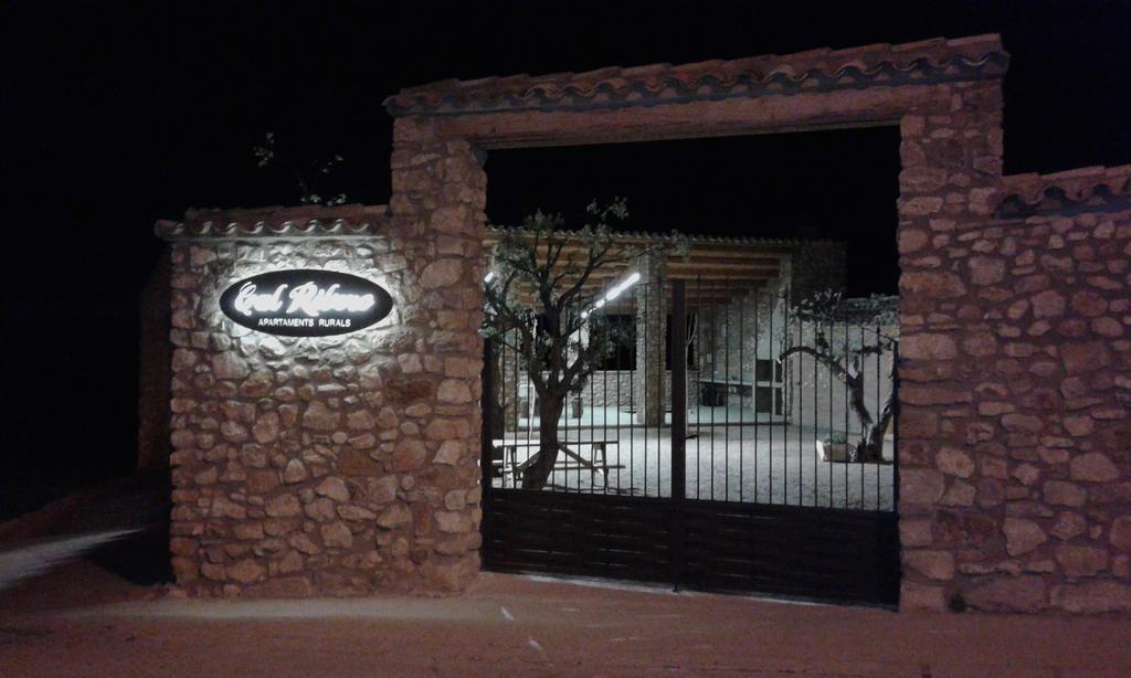 Cal Ribero Aparthotel Vilanova De La Sal Екстериор снимка