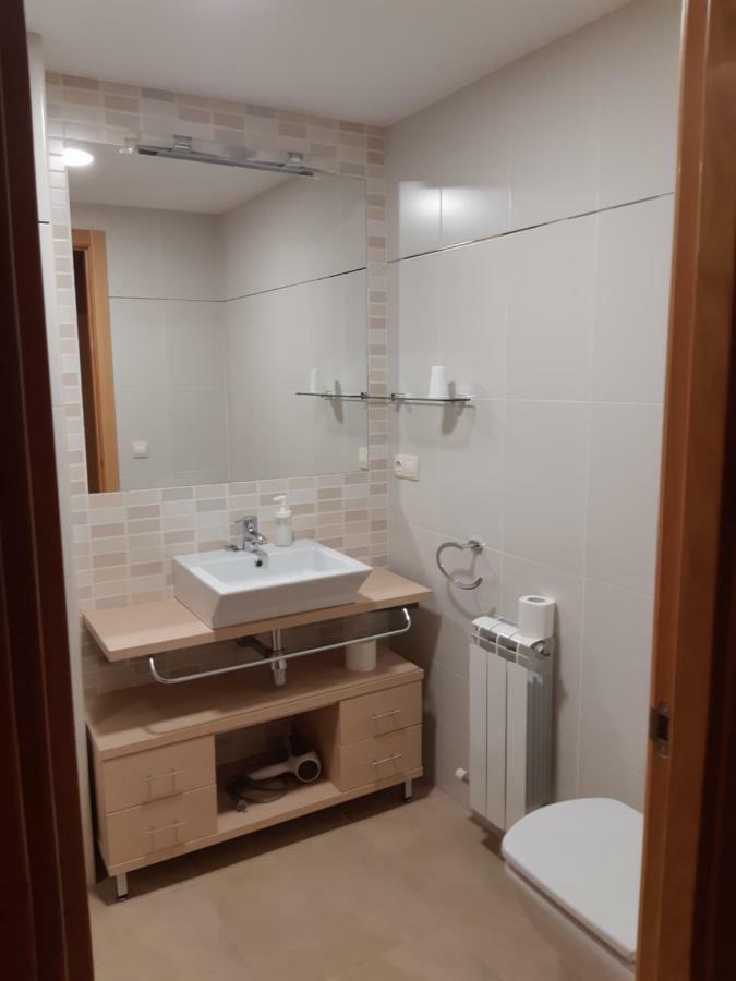 Cal Ribero Aparthotel Vilanova De La Sal Екстериор снимка