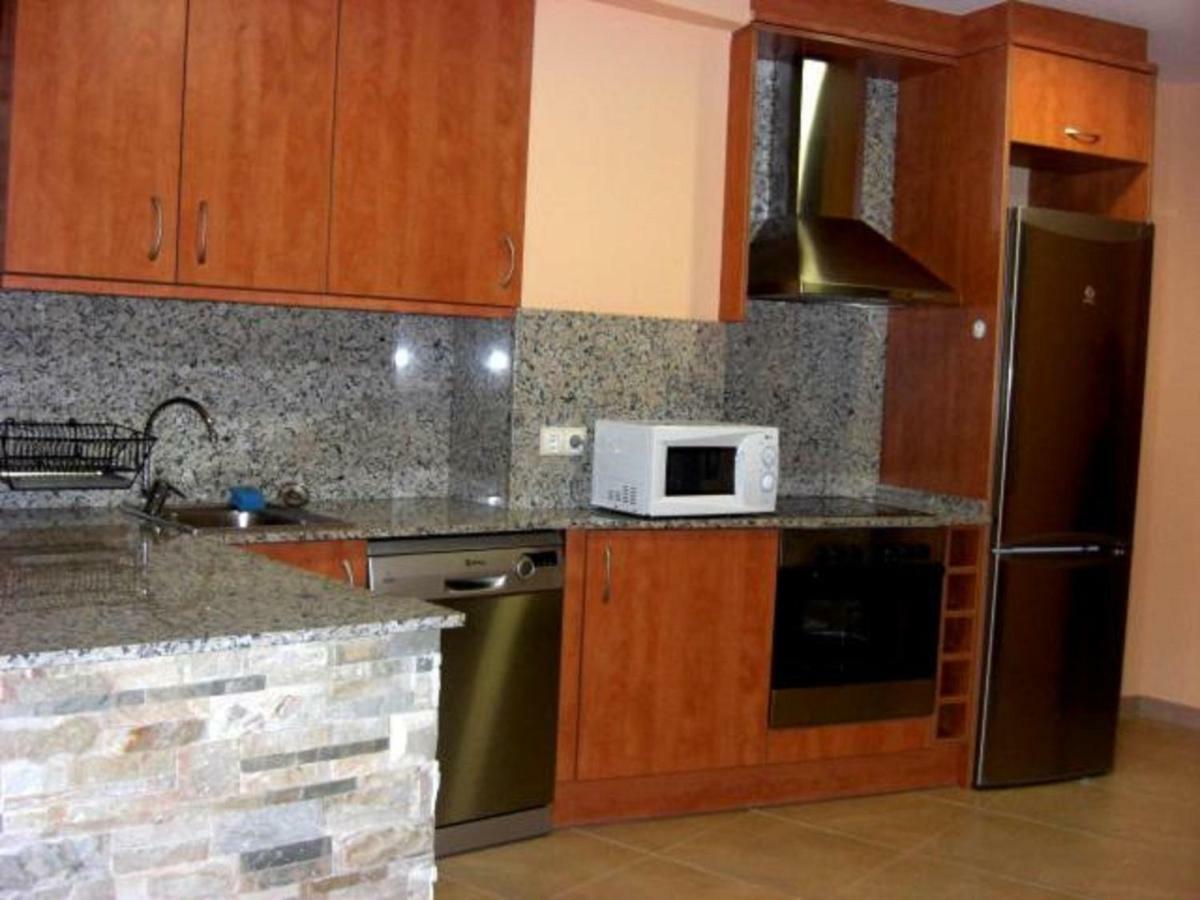 Cal Ribero Aparthotel Vilanova De La Sal Екстериор снимка